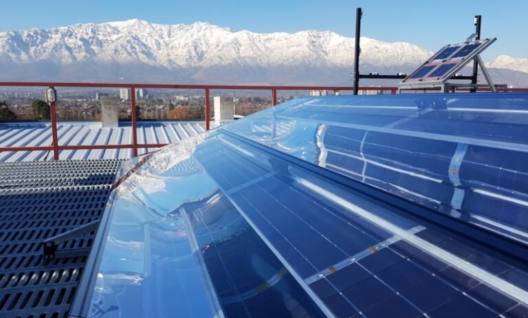 Víctor Alejandro Mago Gerardino (Venezuela); se convirtió hoy en un nuevo graduado del Magíster en Ingeniería de la Energía MIE UC