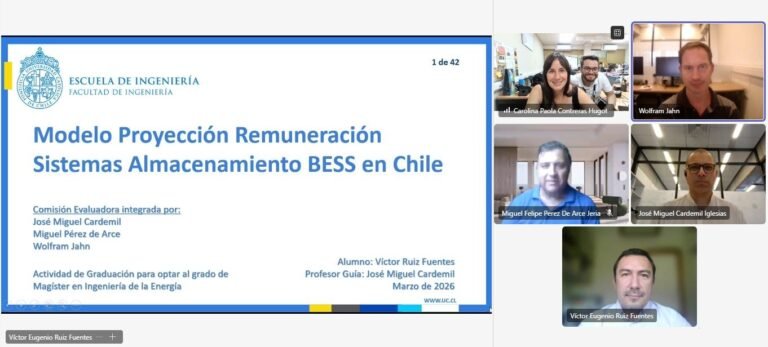 Víctor Ruiz se convierte en un nuevo graduado del Magíster en Ingeniería de la Energía de la Pontificia Universidad Católica de Chile