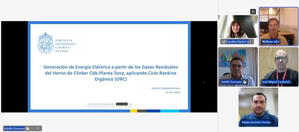 Adolfo Essmann se convierte en un nuevo graduado del Magíster en Ingeniería de la Energía de la Pontificia Universidad Católica de Chile
